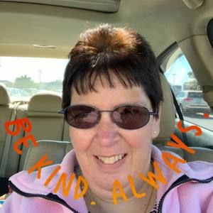 Meet your Posher, Tina